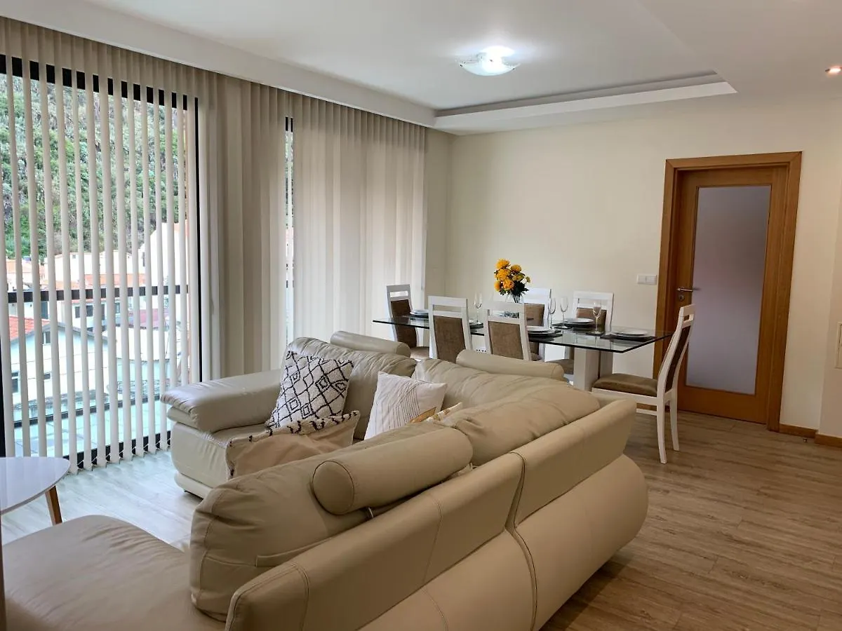 Giesta Flower By Madeira Holiday Rentals Ribeira Brava Appartement